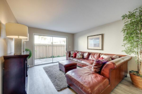 2 Mi to Beaches Condo with Patio in Port Hueneme!